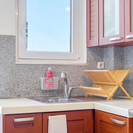 The Owl Gazi 1 Bdrm Penthouse Apartment *