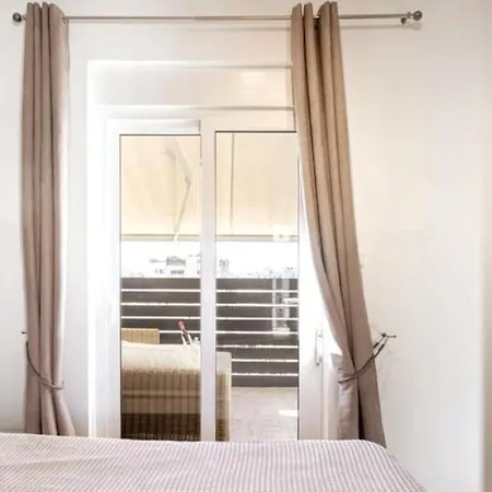 The Owl Gazi 1 Bdrm Penthouse *