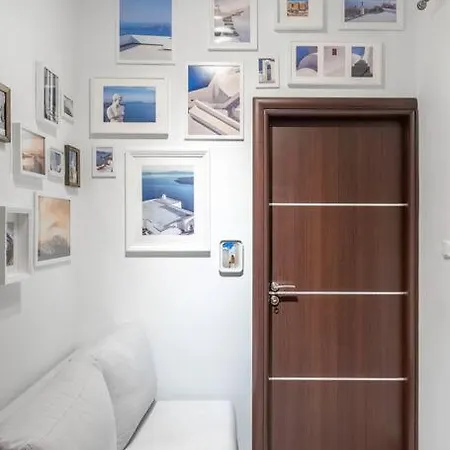 The Owl Gazi 1 Bdrm Penthouse Apartment